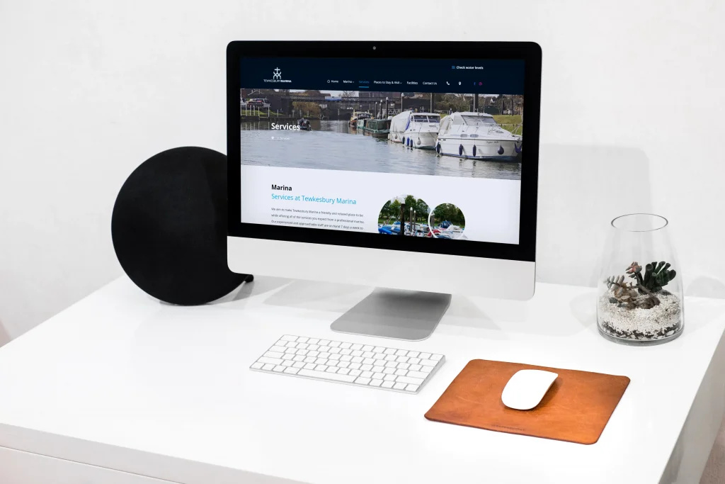 Tewkesbury Marina_Mockup_imac